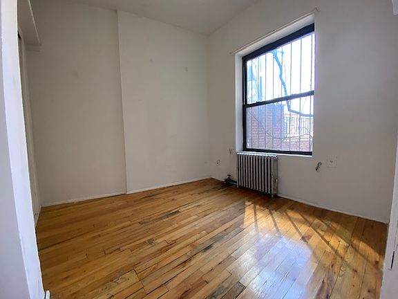 4th image of 57 Leroy St APT 13