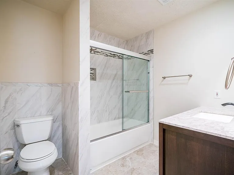 21203 Park Brook Dr — Photo 30
