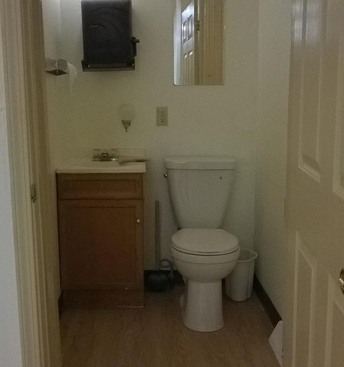 2nd image of 2910 E Carson St #Commercial