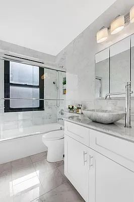 Sold by Corcoran | media 23