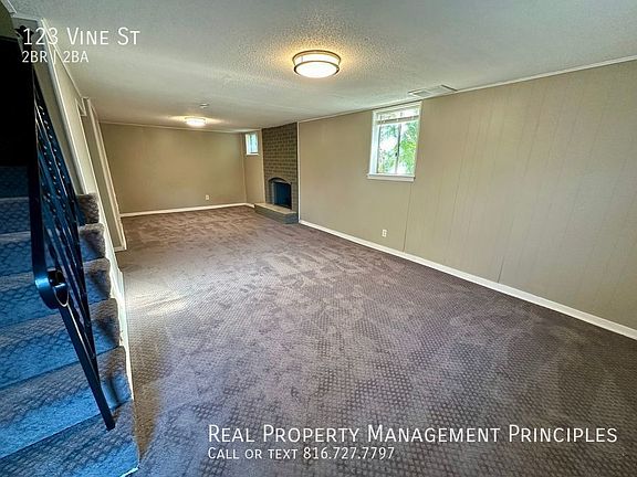 2nd image of 123 Vine St