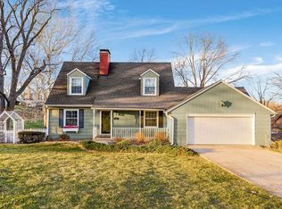 430 NW Sagamore Ln, Kansas City, MO 64116