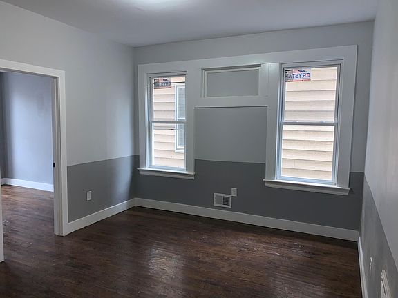 2nd image of 44 Clifford St APT 3