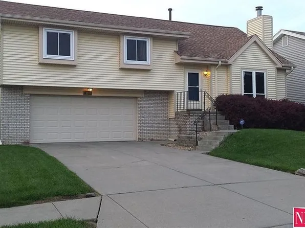 10904 Martin Ave, Omaha, NE 68164