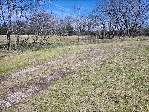 5th image of 23779 County Road 1077