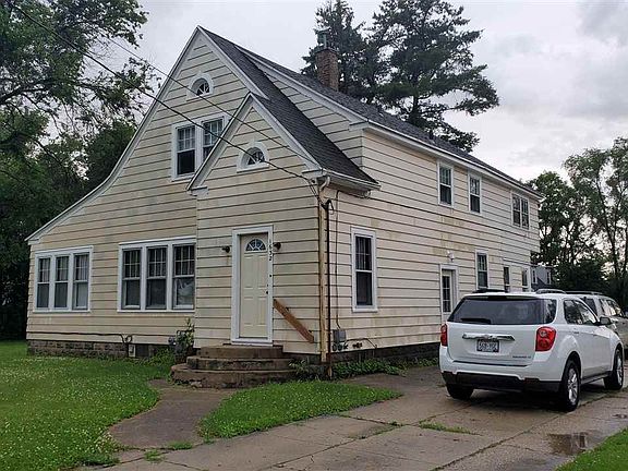 2nd image of 1620-1632 Center Ave