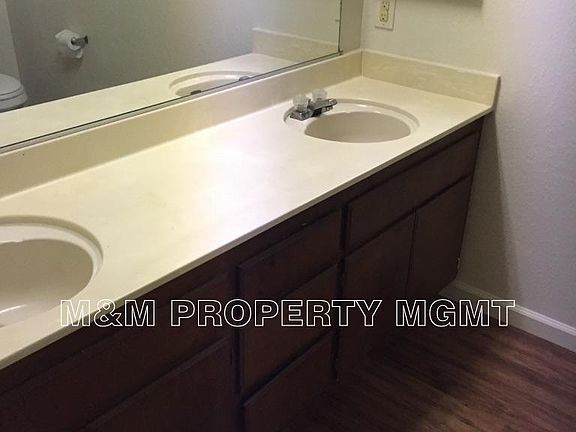 8238 Lockborne Bath