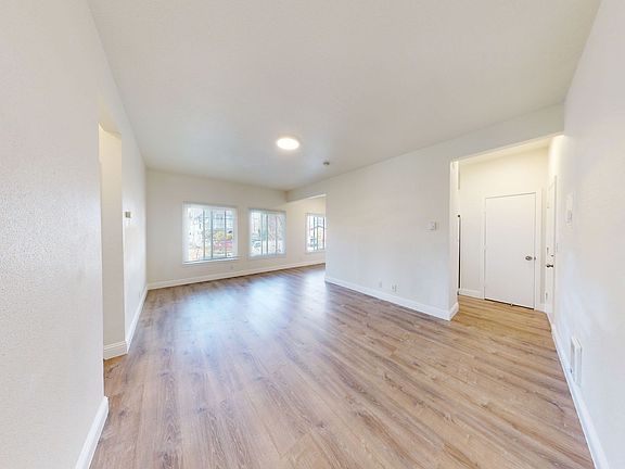 3rd image of 2805 E 16th St #113A
