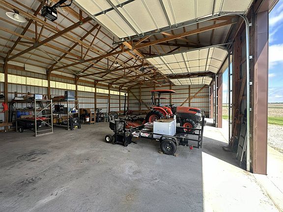 3rd image of 22513 E 800th Rd