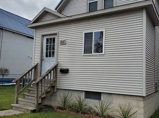 808 Helen St, Sault Sainte Marie, MI 49783