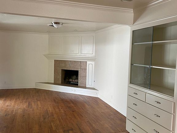 4th image of 521 Lotus Dr