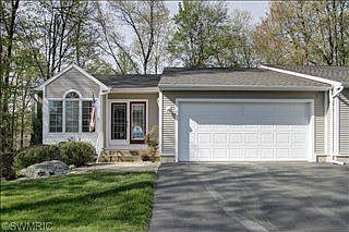 2nd image of 156 Bridgewood Dr