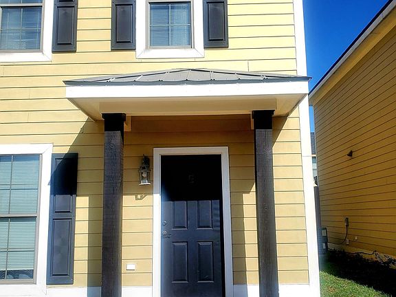 4th image of 1720 Mignonette Ln #I