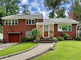 106 Commander Black Dr, Oradell, NJ 07649
