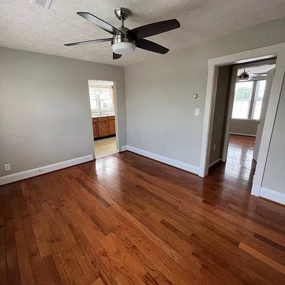 7320 Montgomery Rd — Photo 24