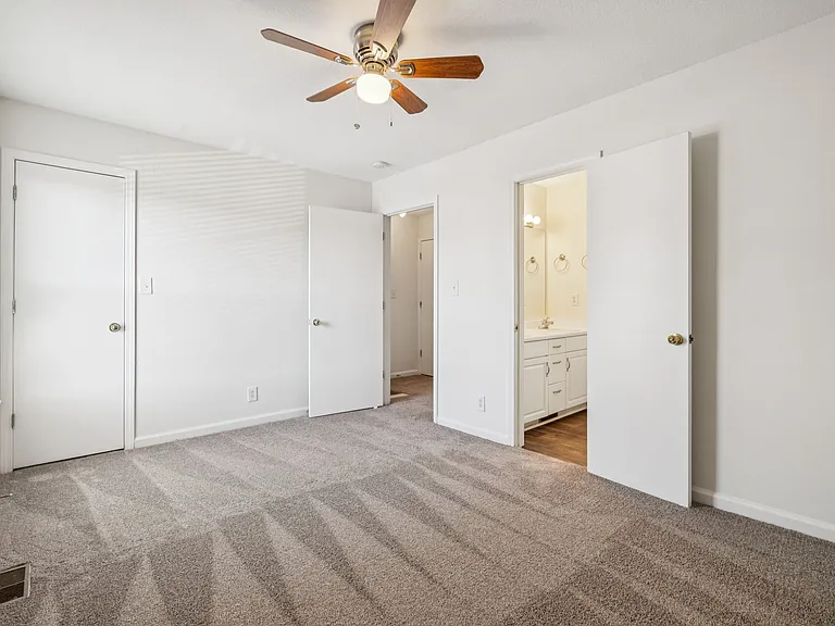 Legacy Village — Photo 122