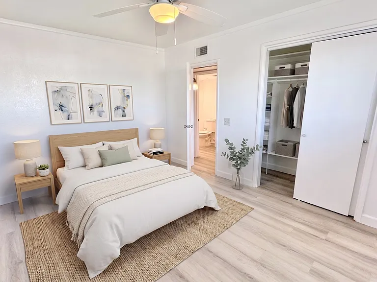 6557 E Osborn Rd #6 — Photo 17
