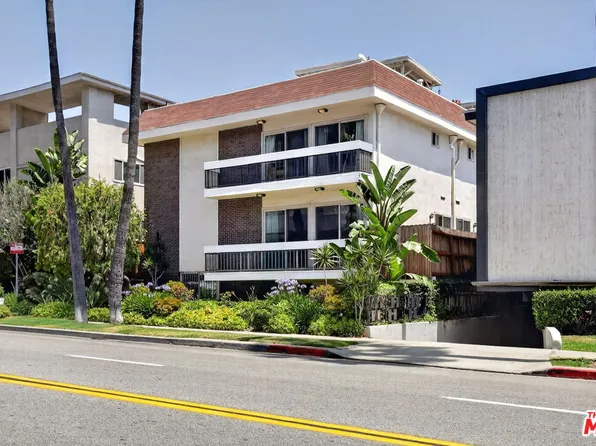 184 N Crescent Dr, Beverly Hills, CA 90210