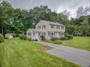 8 Churchill Rd, Chelmsford, MA 01824