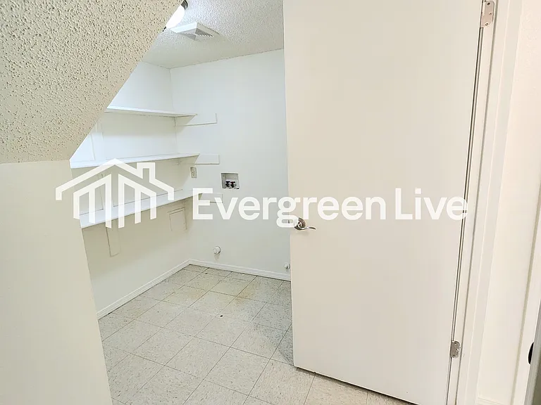 2192 Santa Clara Ct — Photo 10