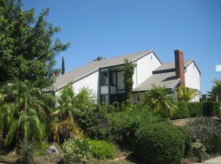 2010 Golden Hills Rd, La Verne, CA 91750