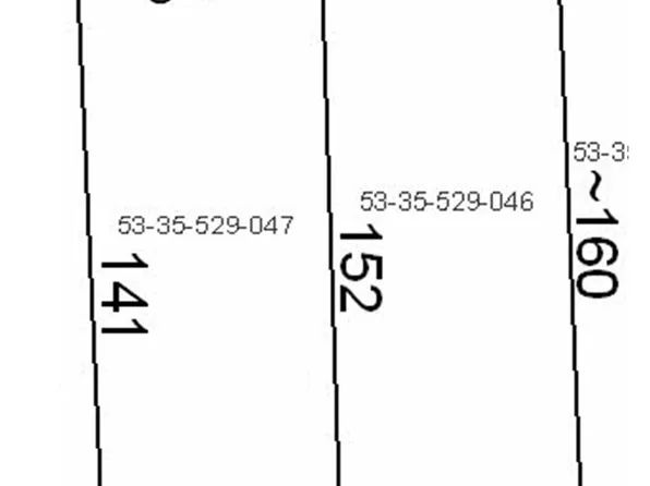 813 W Shiawassee Ave, Fenton, MI 48430