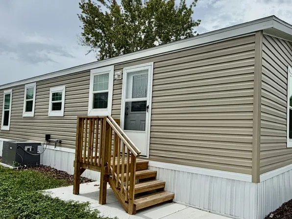 1250 Lakeview Dr #47A, Deland, FL 32720