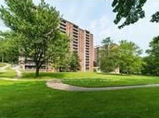 1968 Main St W #807, Hamilton, ON L8S 1J7