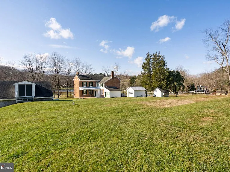 15615 Falls Rd — Photo 41