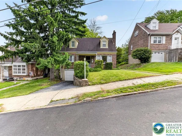 717 Frederick St, Fountain Hill, PA 18015