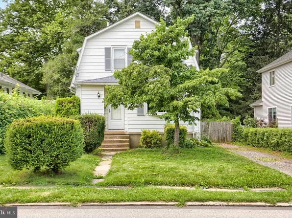 2036 Old Welsh Rd, Abington, PA 19001