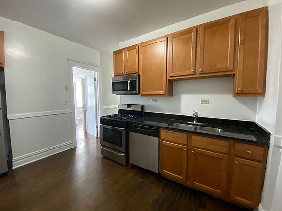 5th image of 3034 N Ashland Ave #16061