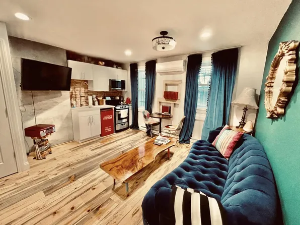 (undisclosed Address), New Haven, CT 06511