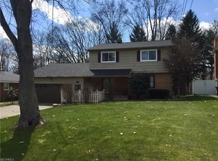6540 Applewood Blvd, Youngstown, OH