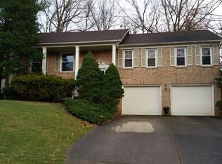 10133 Red Spruce Rd, Fairfax, VA 22032