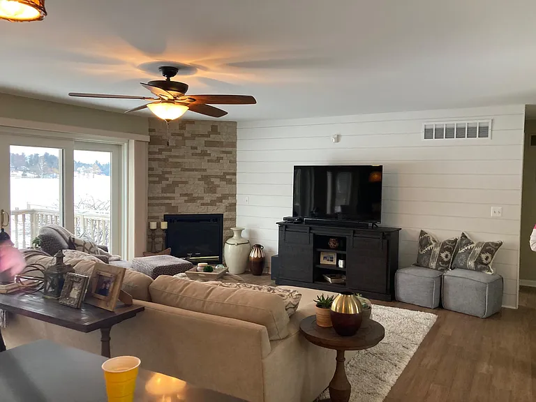 166 Highland Ave — Photo 12