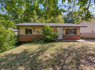10062 Bon Oak Dr, Saint Louis, MO 63136