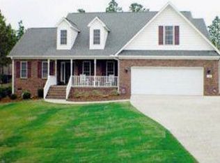 2 Wilkes Ct, Pinehurst, NC 28374