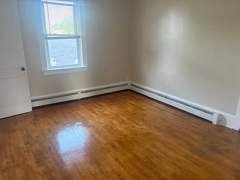 115 Colfax St #2 — Photo 4