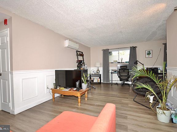 5th image of 110 Byberry Rd APT E2