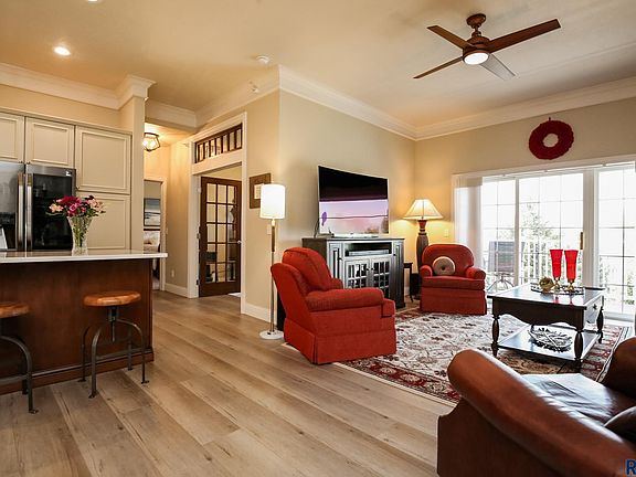 5th image of 6106 S Avalon Ave Unit 301