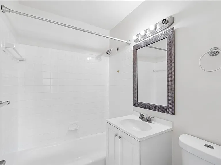 13012 Georgia Ave — Photo 22