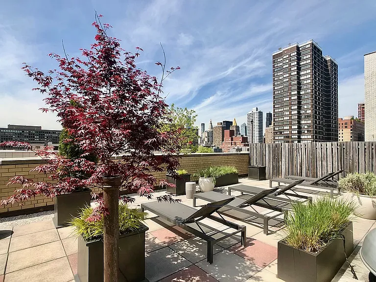 333 E 34th St #12O — Photo 12