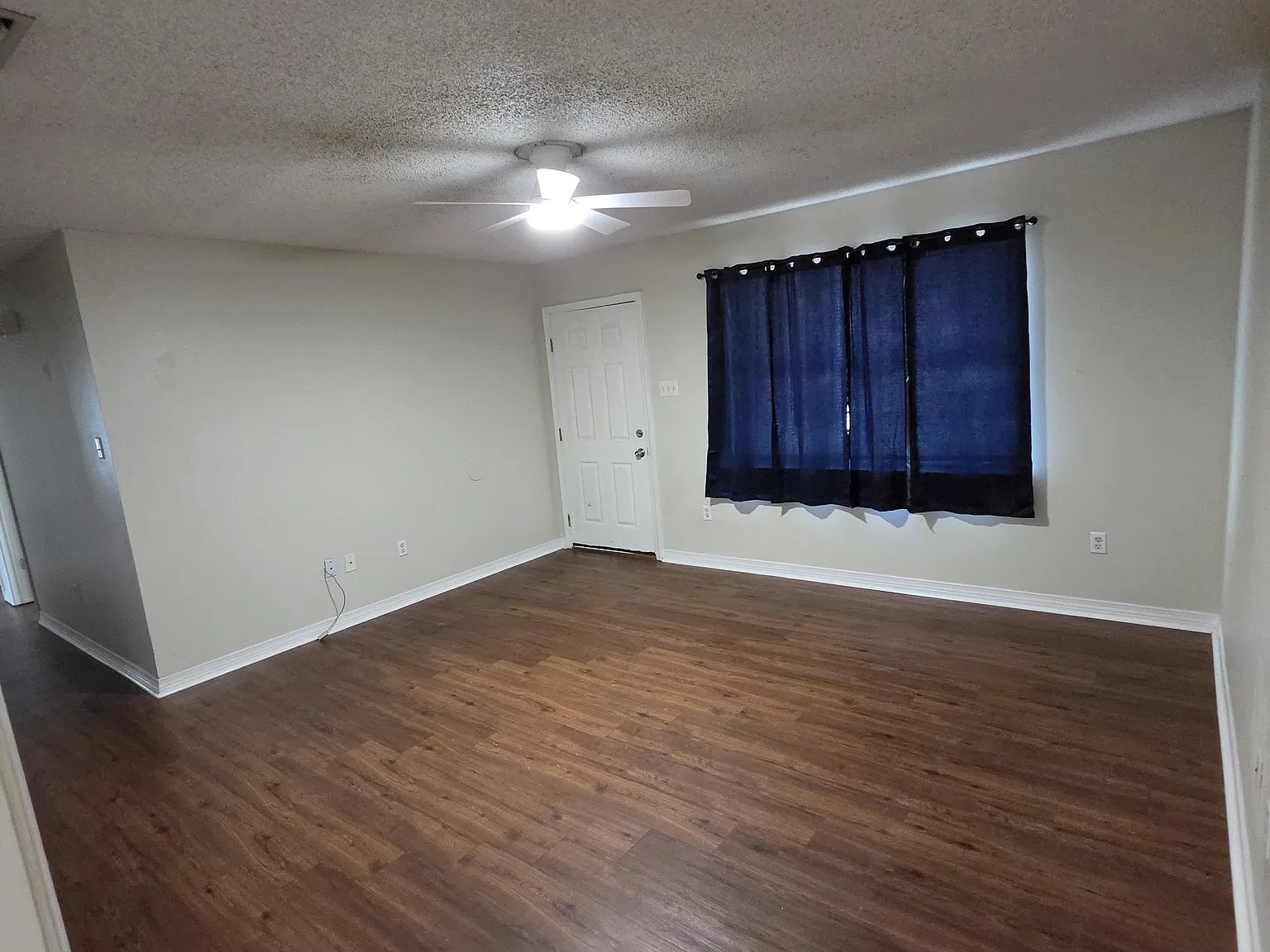 3 bed, 1210 sqft, $1,500 — Photo 3