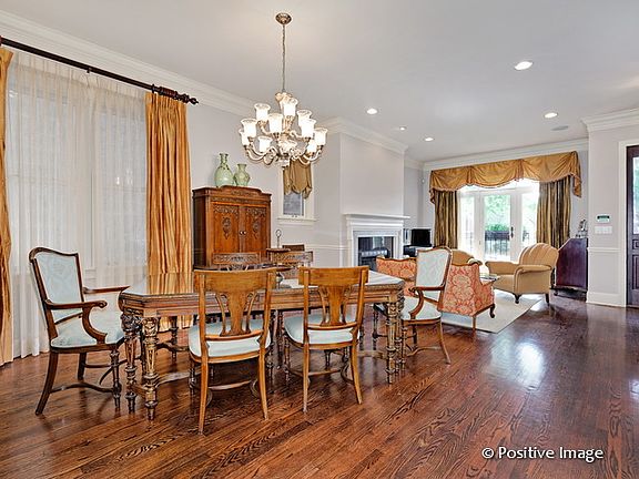 3rd image of 3425 N Seeley Ave #1