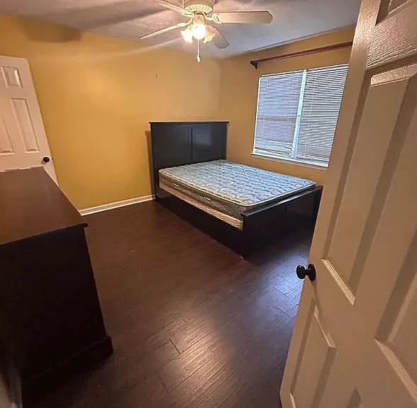 1089 Ashbury Dr — Photo 11