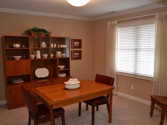 5th image of 6059 Margaux Ln