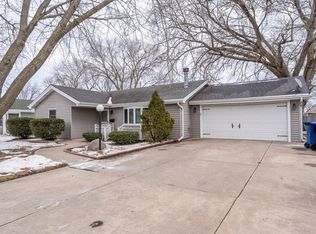 11625 S Nagle Ave, Worth, IL 60482