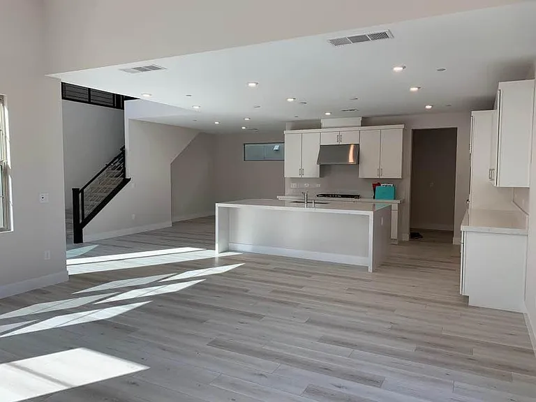 3372 Ponicelli Ln — Photo 5