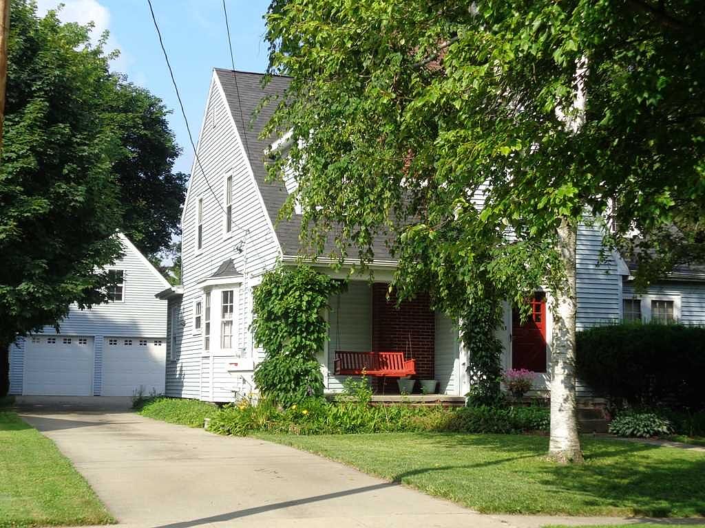 113 Helen St, Midland, MI 48640 Zillow